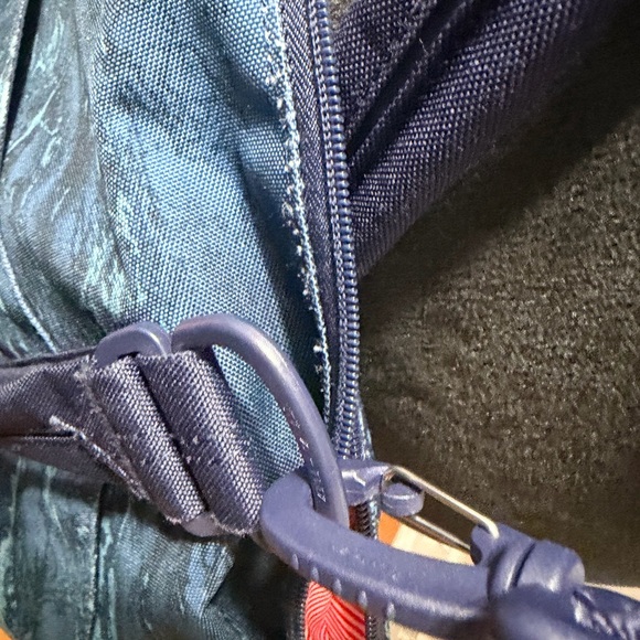 Herschel Supply Co Blue Marbled Tote Diaper Bag Red Stripe Lining - Picture 8 of 9